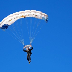 体育竞猜网站-迷雾中的破晓，Karsa关键抉择扑朔迷离，MAD擎旗定乾坤带队取胜！迷雾对决，Karsa关键抉择悬念丛生，MAD一锤定音锁定胜局